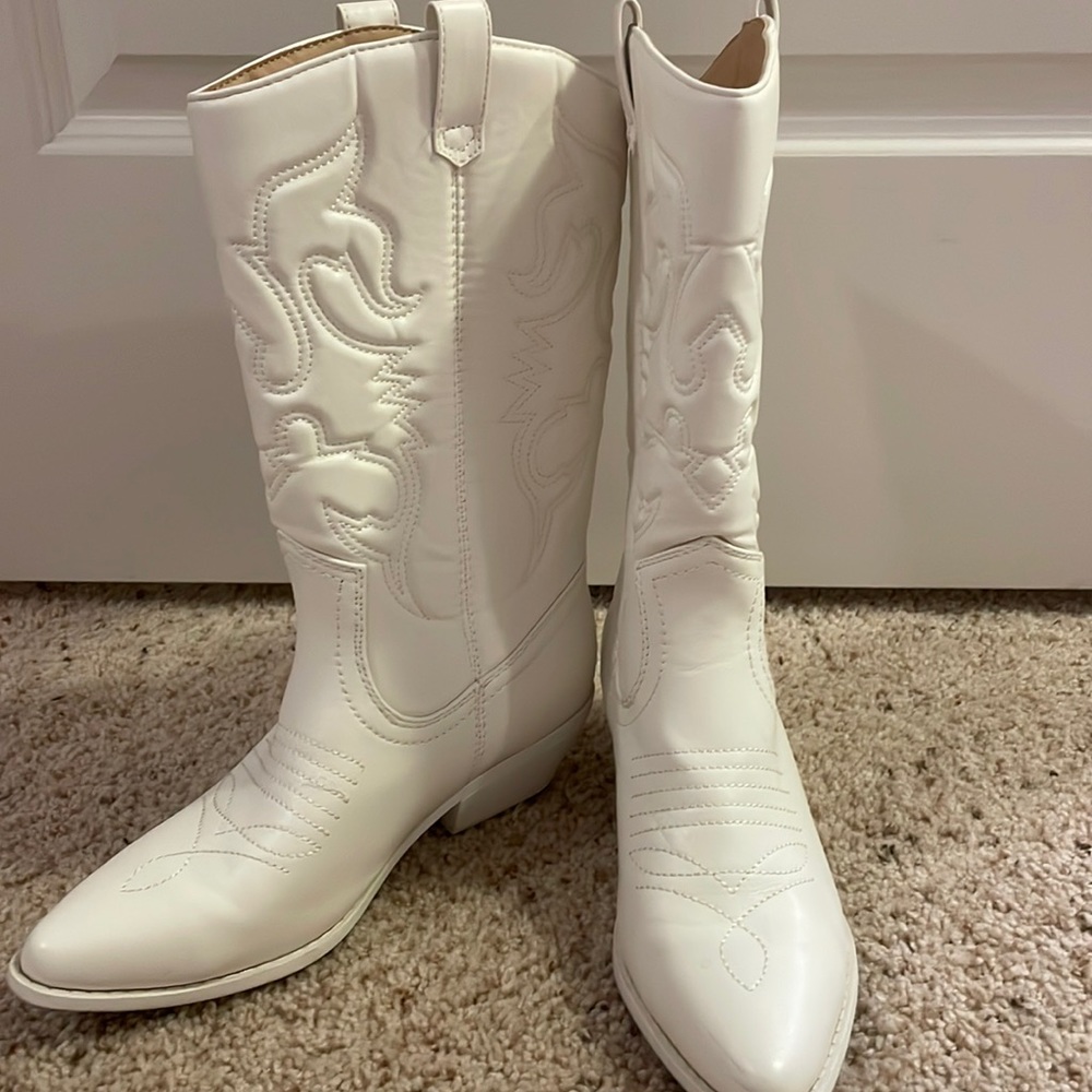 white cowboy boots